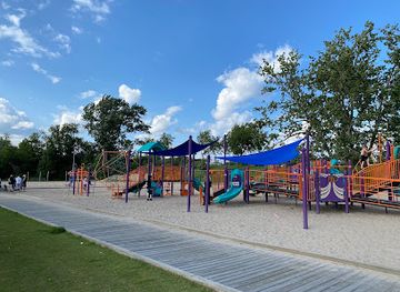 canada/northern-ontario/attraction/shabogesic-beach