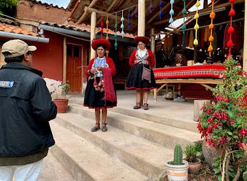 peru/lares-trek/attraction/awaq-warmi-angelica-concha-whuarhua