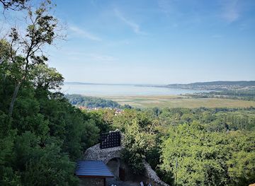 hungary/transdanubia/attraction/szigliget