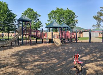 illinois/arlington-heights/attraction/heritage-park