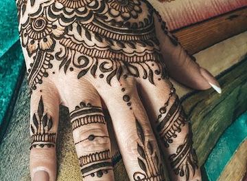 united-arab-emirates/dubai-marina/attraction/henna-tattoo-dubai-studio