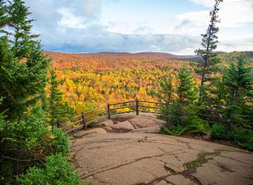 minnesota/lutsen-mountains/attraction/oberg-mountain-trail-head