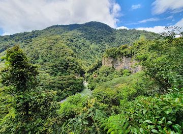 ecuador/morona-santiago-region/attraction/columpio-extremo-el-abismo-del-diablo