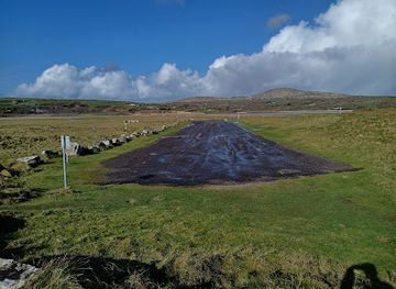 ireland/mizen-head/attraction/wild-atlantic-way-discovery-point-barley-cove