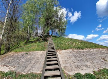 lithuania/kaunas-region/attraction/vieskunai-mound-suneliskiai-hill