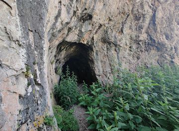armenia/haghartsin-monastery/attraction/era-cave
