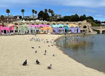 california/campbell/attraction/capitola-state-beach