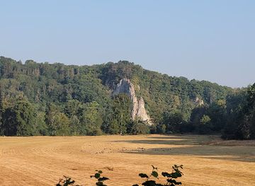 belgium/dinant/attraction/lesse