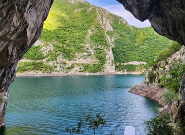montenegro/piva/attraction/piva-lake-boat-trip