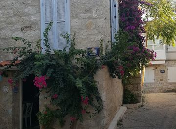 turkiye/cesme/attraction/kucuk-ev