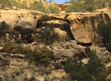 utah/capitol-reef-national-park/attraction/serenity-natural-bridge