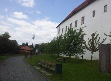 czechia/sumava/attraction/chod-castle-and-museum