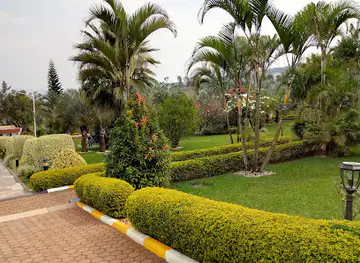 Heaven Garden Rebero