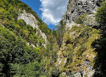 romania/bihor-mountains/attraction/bulbuci-waterfall
