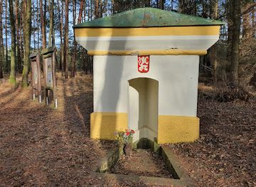 czechia/hradec-kralove/attraction/cisarska-studanka