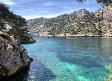 france/les-calanques-national-park/attraction/sormiou