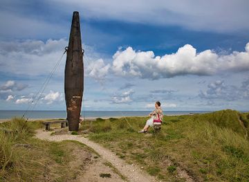 denmark/thy-national-park/landmark/vorupor-cigaren-udsigtspunkt-og-skulptur