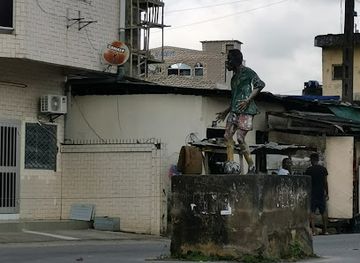 cameroon/douala/attraction/carrefour-eto-o