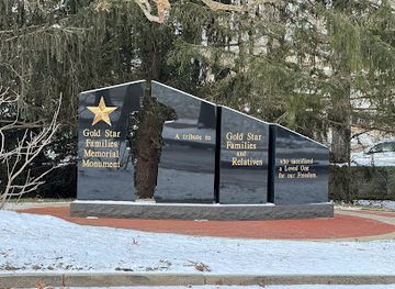 kentucky/frankfort/attraction/gold-star-families-memorial-monument