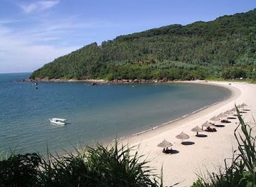 vietnam/north-central-coast/attraction/bai-tam-non-nuoc