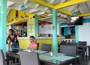 turks-and-caicos-islands/parrot-cay/attraction/flamingo-beach