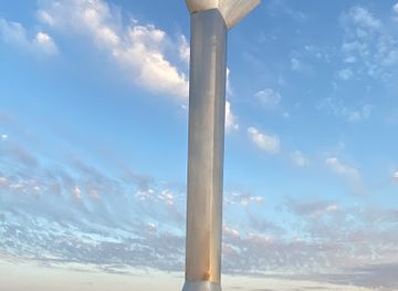 austria/lake-neusiedl/attraction/sonnenanbeterin