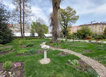 bulgaria/sofia-valley/attraction/university-botanical-garden
