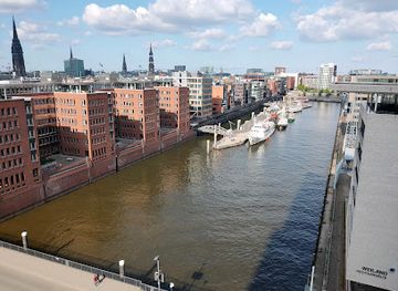 germany/hamburg/hafencity/attraction/columbus-haus