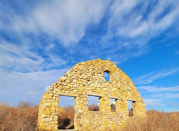 rhode-island/narragansett/attraction/black-point-trailhead