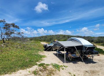 australia/fraser-island/attraction/beach-camping-zone-8-waddy-point-to-ngkala-rocks-k-gari-fraser-island-recreation-area