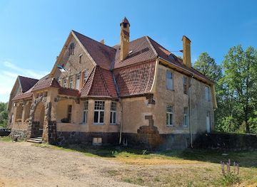 estonia/valga-county/attraction/holdre-loss