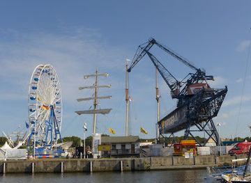 germany/rostock/attraction/historischer-hafenkran