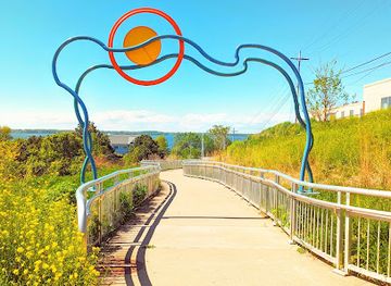 pennsylvania/erie/attraction/sun-gaze-gateway