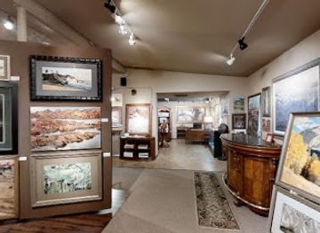 arizona/red-rock-country/attraction/greg-lawson-galleries-passion-for-place