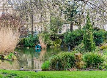 france/versailles/attraction/square-du-temple-elie-wiesel