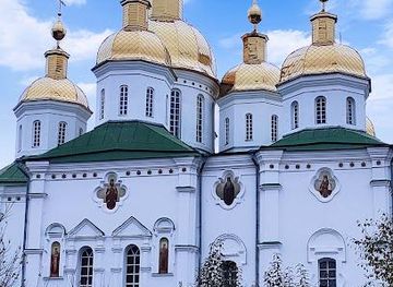 ukraine/poltava/attraction/holy-cross-convent