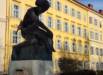 austria/graz/attraction/rosariumbrunnen