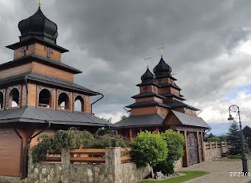 ukraine/pylypets/attraction/play