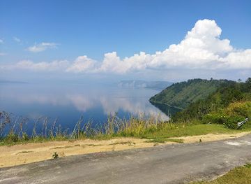 indonesia/lake-toba/attraction/istana-kaldera-unesco-geopark-danau-toba
