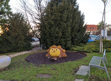 hungary/veszprem/attraction/gizella-udvar