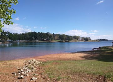 south-carolina/caesars-head-state-park/attraction/south-cove-county-park