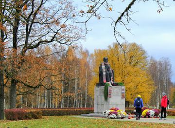 latvia/sigulda/attraction/krisjana-barona-piemineklis