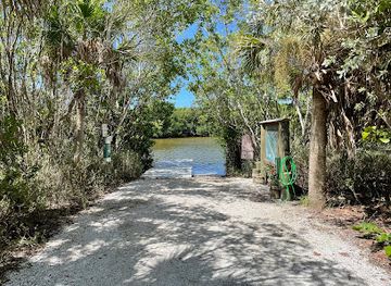 florida/captiva-island/attraction/bowman-s-beach-park