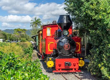 australia/port-douglas/attraction/port-douglas-marina-station