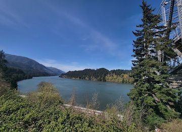 washington/the-blue-mountains/attraction/bridge-of-the-gods