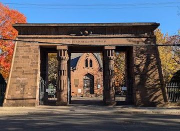 connecticut/norwalk/attraction/grove-st-cemetery