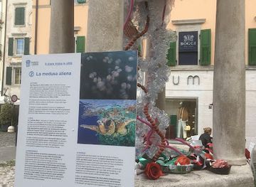 italy/friuli-venezia-giulia/attraction/lanterna-di-diogene