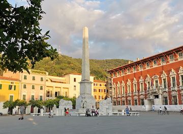 italy/lunigiana/attraction/palazzo-ducale-di-massa