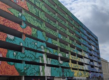 poland/warsaw/attraction/mural-swanski-xii