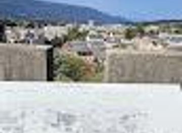 france/grenoble/attraction/tour-demi-ronde